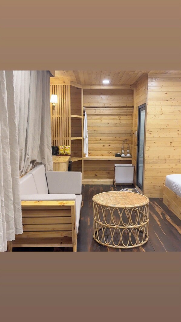 Family Double Room, Balcony, Lake View | Desk, laptop workspace, blackout curtains, iron/ironing board - The Lake Hill Farm (Dak Glong)