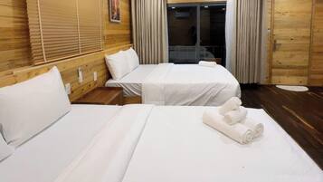 Family Double Room, Balcony, Lake View | Desk, laptop workspace, blackout drapes, iron/ironing board
