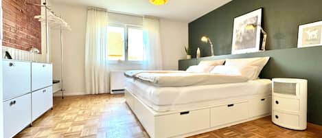 1 bedroom, iron/ironing board, free WiFi, bed sheets