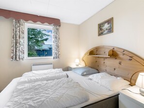 3 bedrooms, internet