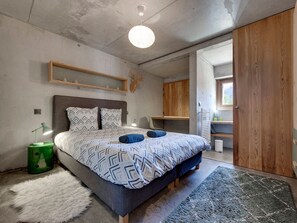 5 habitaciones, wifi gratis y ropa de cama 