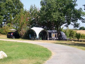 Property grounds - Mobile Home 34m² with Terrace for 6 in Dévillac (Dévillac)