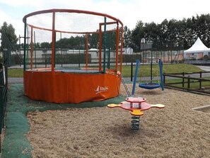 Children's area - PMR mobile home with terrace, 2 bedrooms for 3 people (Les Grandes-Ventes)