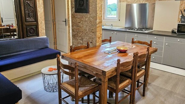 Dining - 50m² Chalet with Terrace - 8 people, 3 bedrooms (Les Grandes-Ventes)