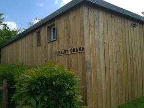 Exterior - 50m² Chalet, Sleeps 8, Terrace (Les Grandes-Ventes)