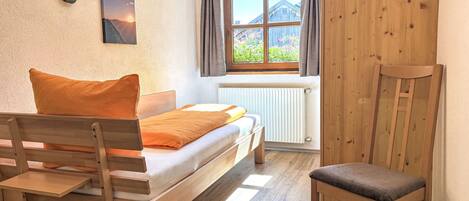 2 bedrooms, Internet