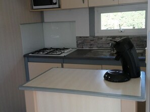 Frigorifero, microonde, forno