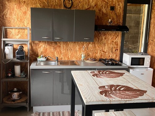 Rural studio for 2 in Bourg Murat, Reunion Island