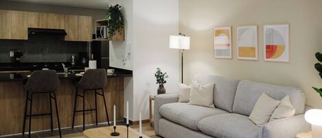 Smart TV, offices