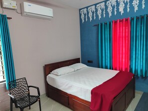 3 habitaciones, tabla de planchar con plancha y wifi