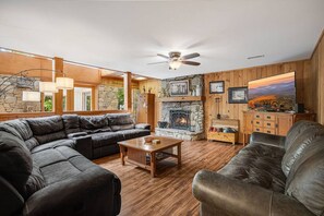 Smart TV, fireplace, table tennis, books