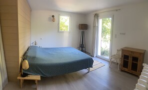 5 Schlafzimmer, Bügeleisen/Bügelbrett, Internetzugang