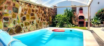 科尼爾私人泳池梅迪尼拉別墅  