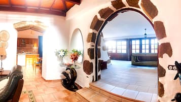 Villa, 3 Bedrooms, Private Pool, Garden View | Living room