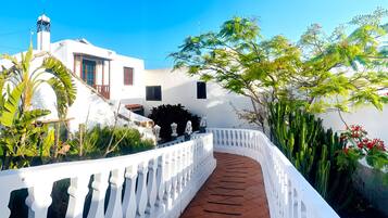 Entrada de la propiedad