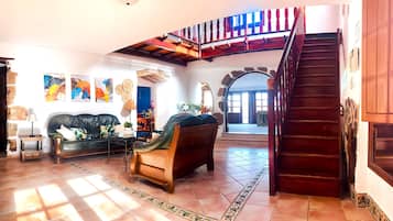 Villa, 3 Bedrooms, Private Pool, Garden View | Living room