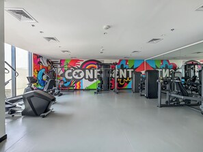 Fitness facility - Chic Studio APT W/ Pool & Gym Near Metro Station (Dubai)