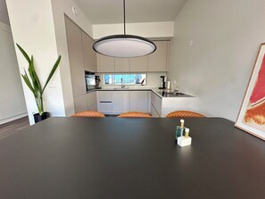 Fridge, oven, stovetop, dishwasher - Modern and Cozy apartment in the city, next to Heiðmörk nature reserve. (Garðabær)