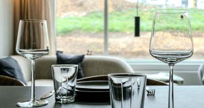 Modern and Cozy apartment in the city, next to Heiðmörk nature reserve.