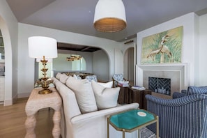 TV, fireplace, offices