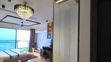 1 bedroom, iron/ironing board, internet, bed sheets