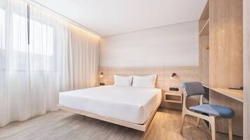 Appartamento, 1 letto queen con divano letto | Una cassaforte in camera, una scrivania, postazione laptop