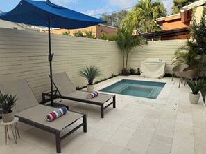 Pool - Stylish two-bedroom home in Buena Vista with private spa (Miami)