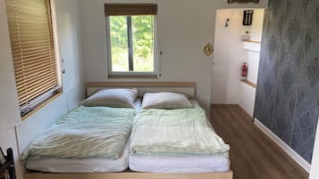 1 chambre, fer et planche Ă  repasser, draps fournis