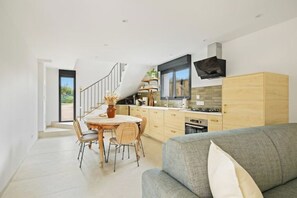 Smart TV - Charming design house in the heart of the Verdon (Régusse)