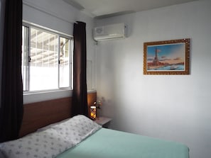 Room, Patio, City View | Iron/ironing board, free WiFi - POUSADA DECARLI (Florianopolis)