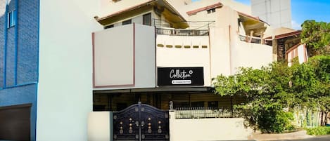 House | Exterior