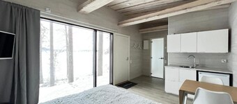 Private Quality Suite, Sauna & Lake Views