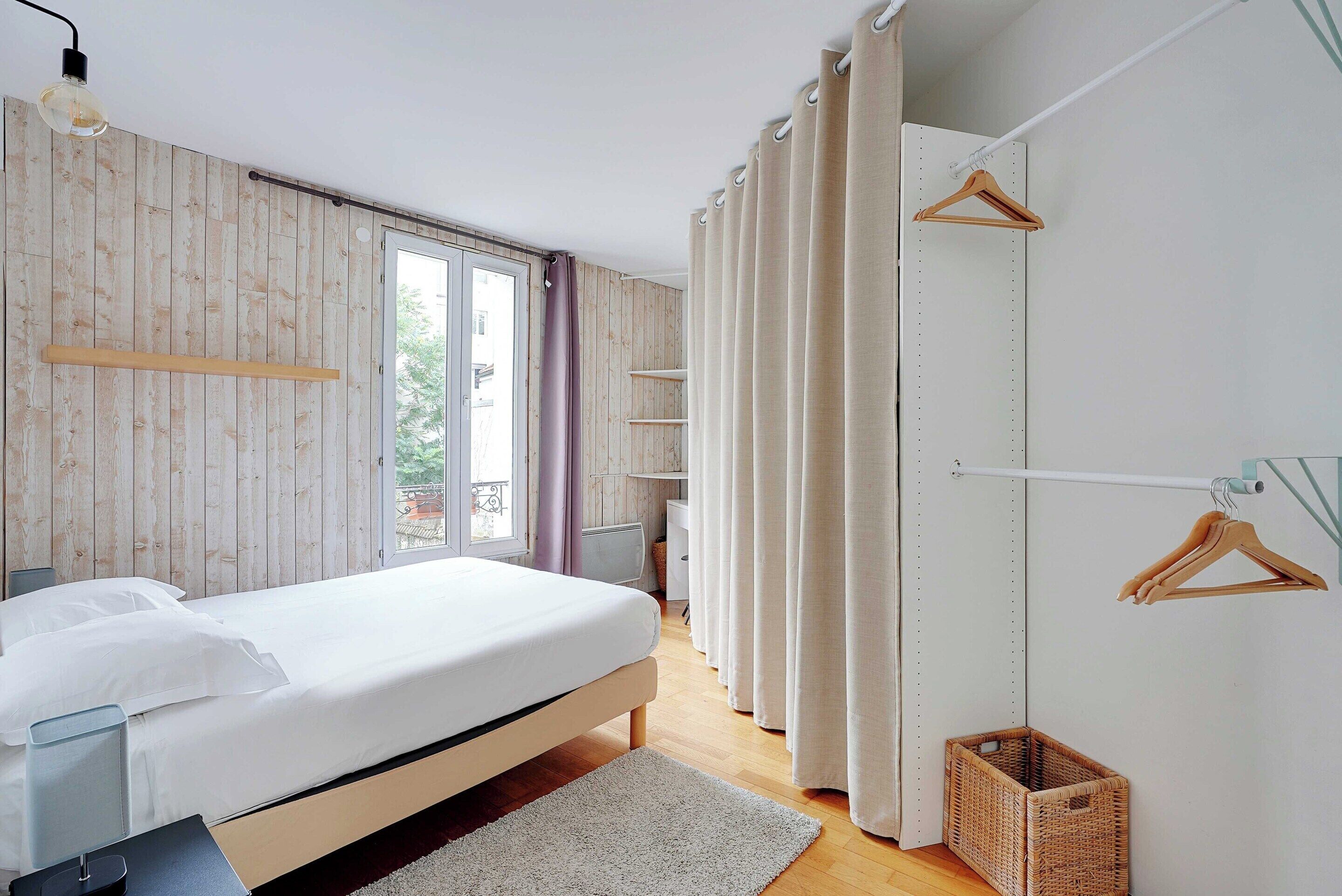 公寓 | 1 多间卧室、笔记本电脑工作区、熨斗/熨衣板、床单