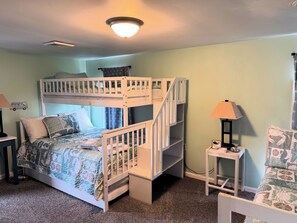 3 bedrooms, WiFi, bed sheets