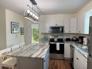 Fridge, microwave, oven, stovetop - Three Pines- Screen Porch - Close to Town - Newly Renovated (Chincoteague)