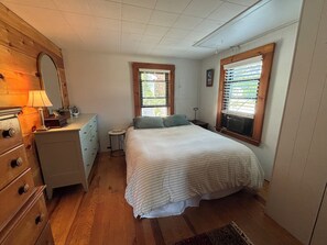 3 室のベッドルーム、WiFi (無料)