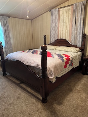 3 dormitoris, planxa i posts de planxar, wifi i roba de llit