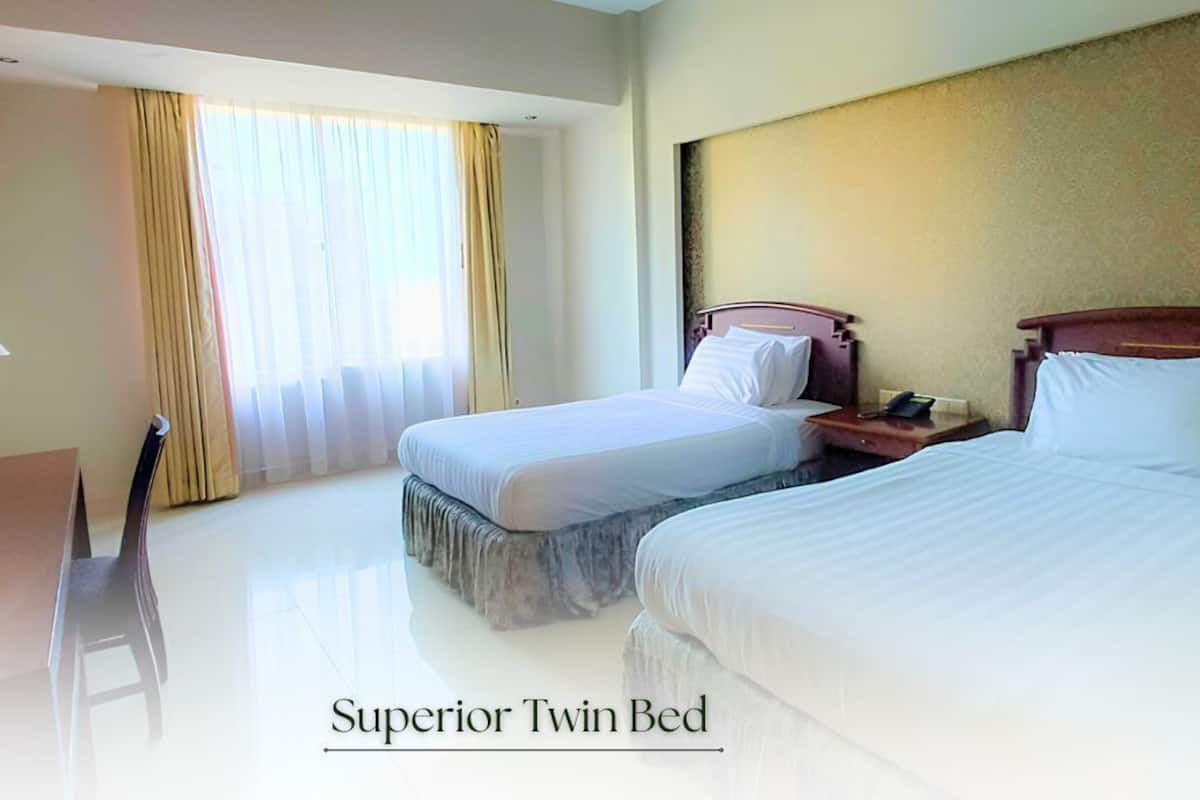 Superior Twin Room, 2 Single Beds, Non Smoking, City View | Desk, laptop workspace, iron/ironing board