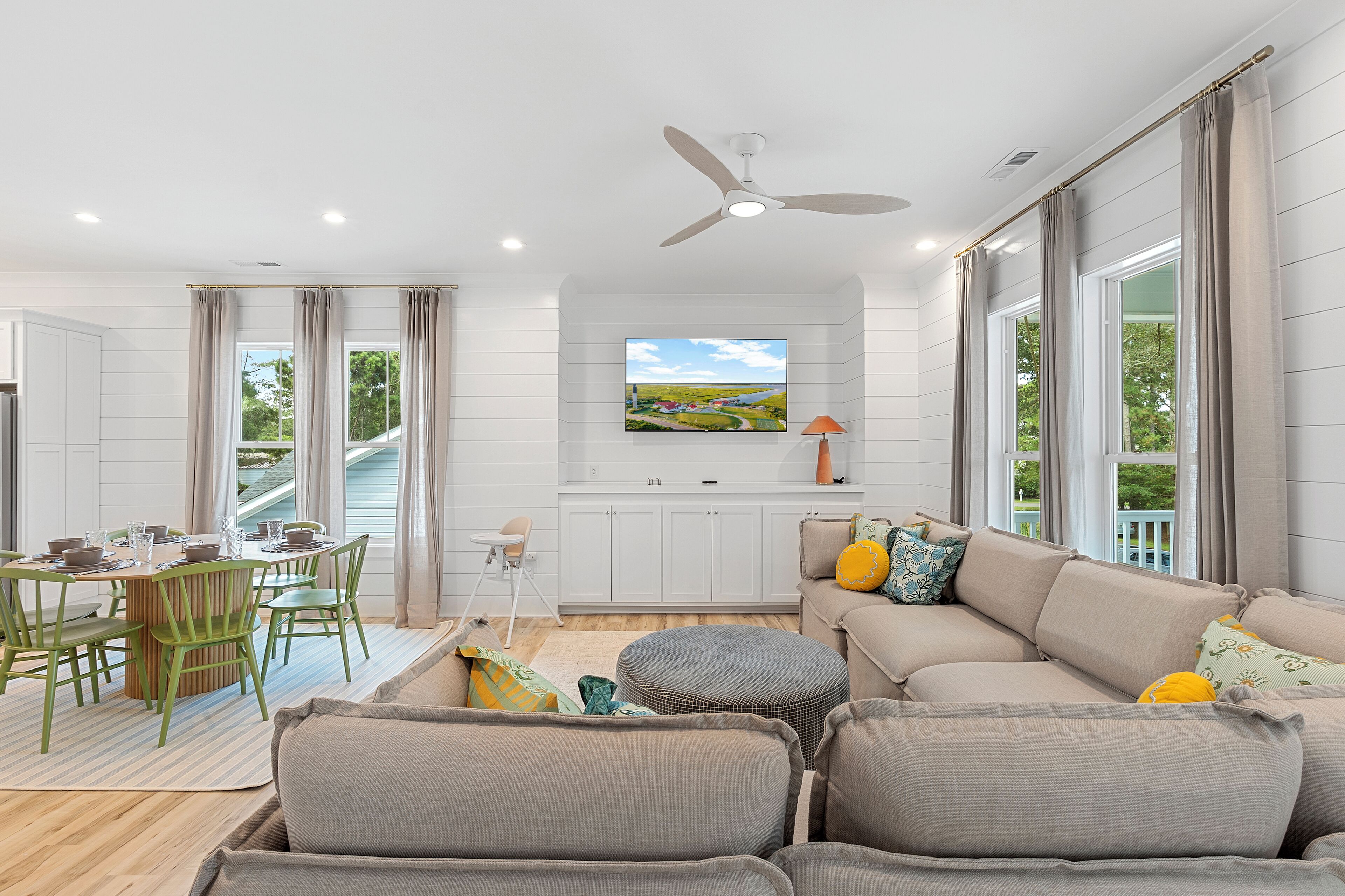 Smart-tv, videospil, bordtennisbord