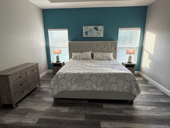 3 bedrooms, iron/ironing board, WiFi, bed sheets