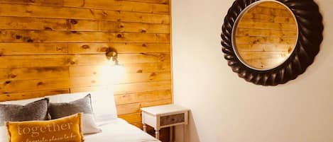 2 slaapkamers, een strijkplank/strijkijzer, wifi, beddengoed