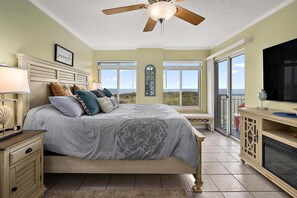 2 bedrooms, iron/ironing board, WiFi, bed sheets - Surfcaster 103 (Ocean City)