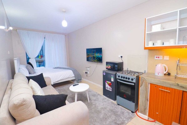 1 bedroom, iron/ironing board, WiFi, bed sheets