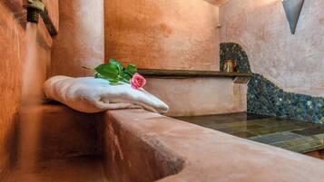 Couples treatment room(s), sauna, steam room, Turkish bath/hammam