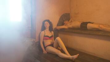 Salas de tratamiento para parejas, sauna y baño de vapor