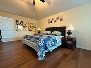 4 Schlafzimmer, Bügeleisen/Bügelbrett, kostenloses WLAN, Bettwäsche