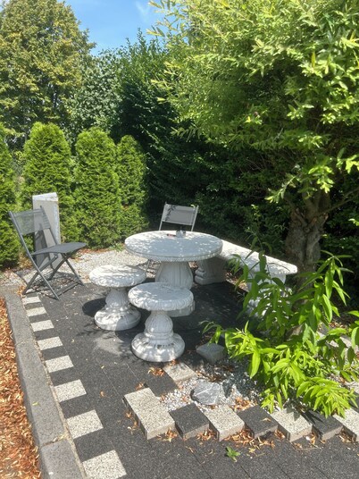 Beautiful basement apartment in Herzogenrath with sauna!