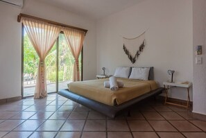 2 bedrooms, desk, WiFi, bed sheets - Spacious 2 bdrm + A/C, 2 bdrm + A/C in Playacar (Playa del Carmen)