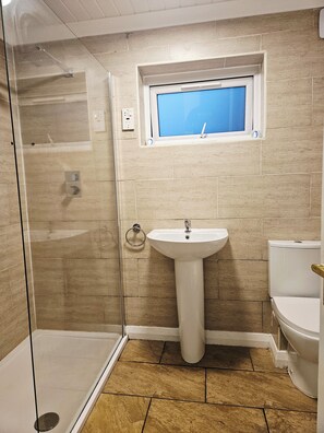 Towels, toilet paper