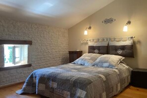 3 bedrooms, iron/ironing board, WiFi - GITE DES VIGNES (Archiac)